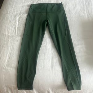 LuluLemon wunder train leggings